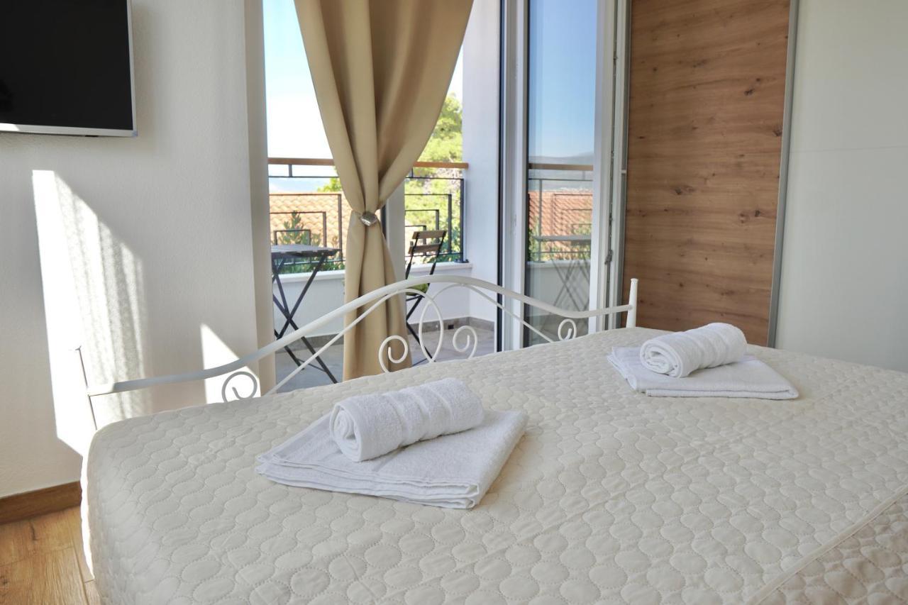 Villa Borna B20 Trogir Exterior photo